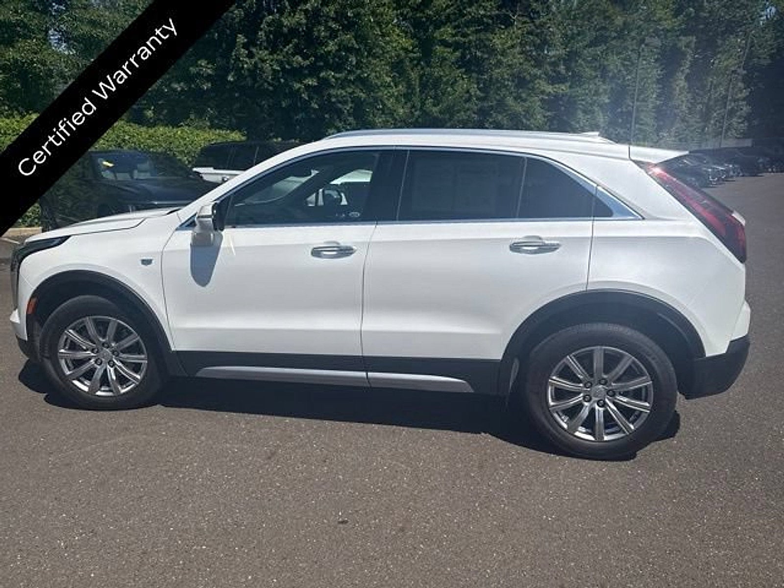 2023 Cadillac XT4 AWD Premium Luxury