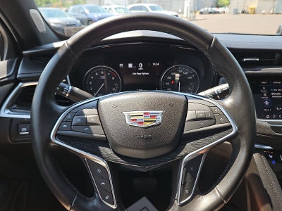 2022 Cadillac XT5 Premium Luxury