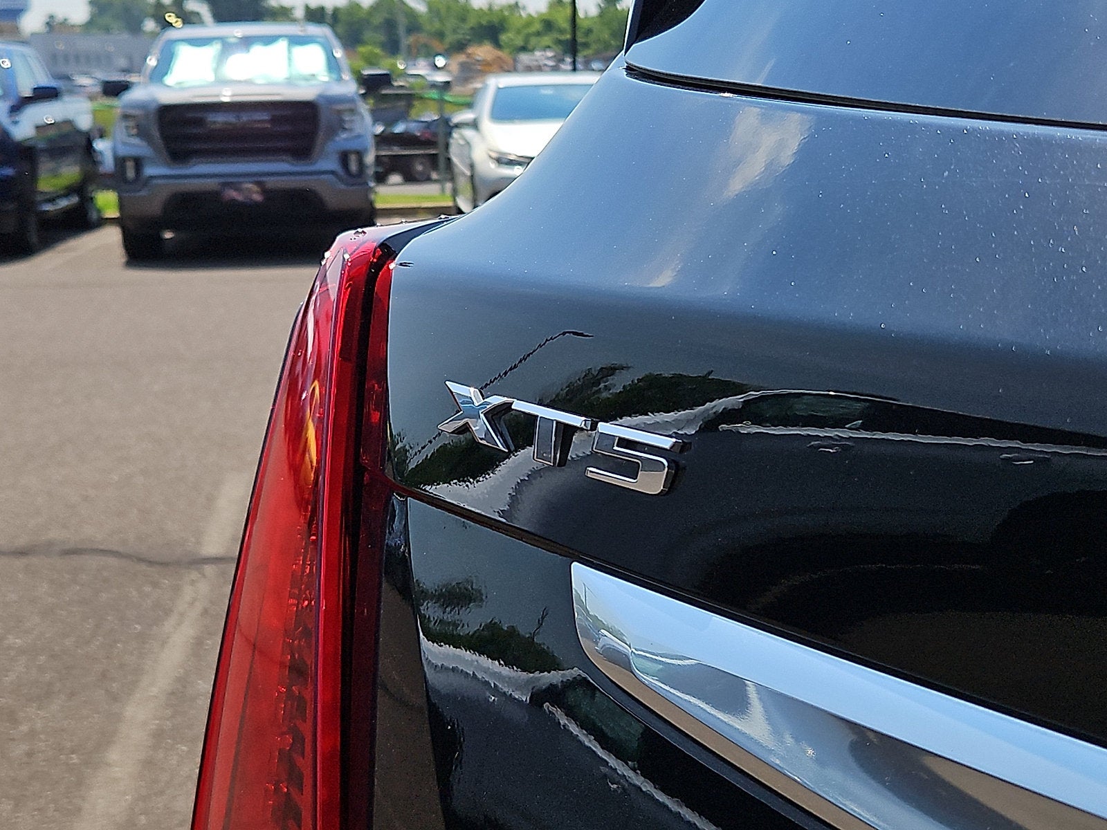 2022 Cadillac XT5 Premium Luxury