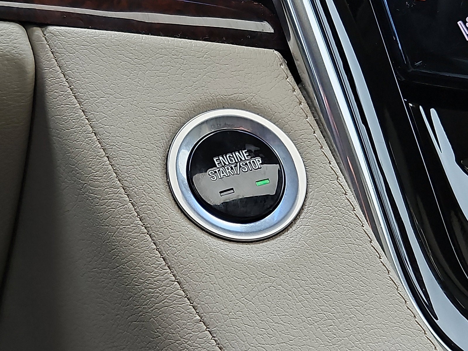 2016 Cadillac Escalade Luxury Collection