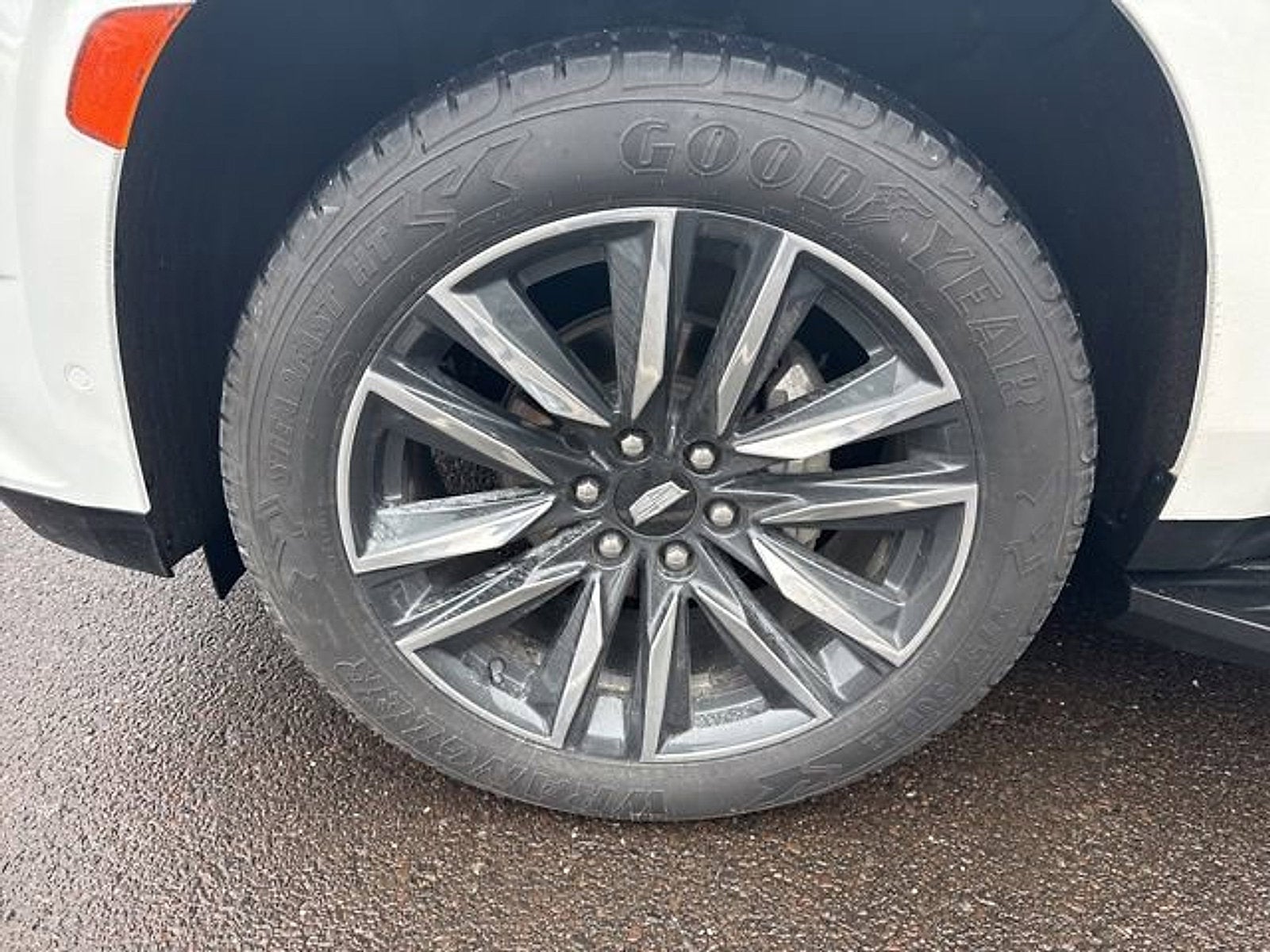 2024 Cadillac Escalade Sport