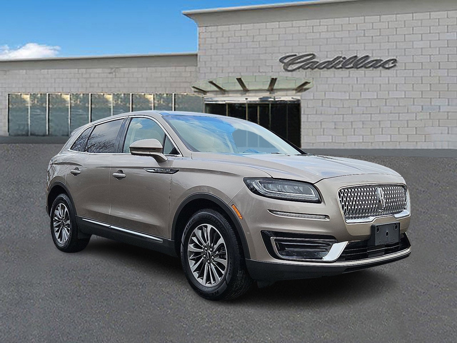 2019 Lincoln Nautilus Select