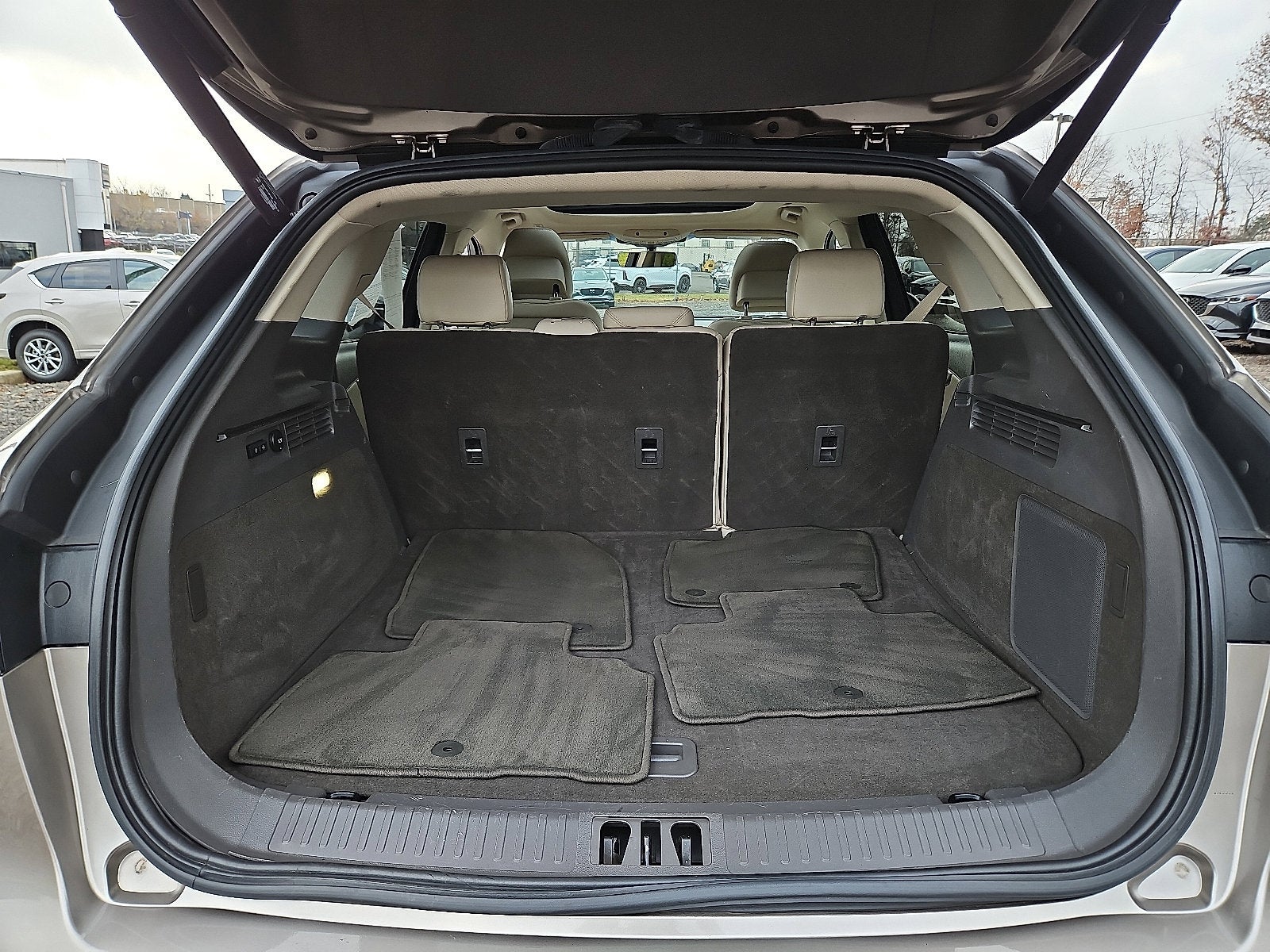 2019 Lincoln Nautilus Select