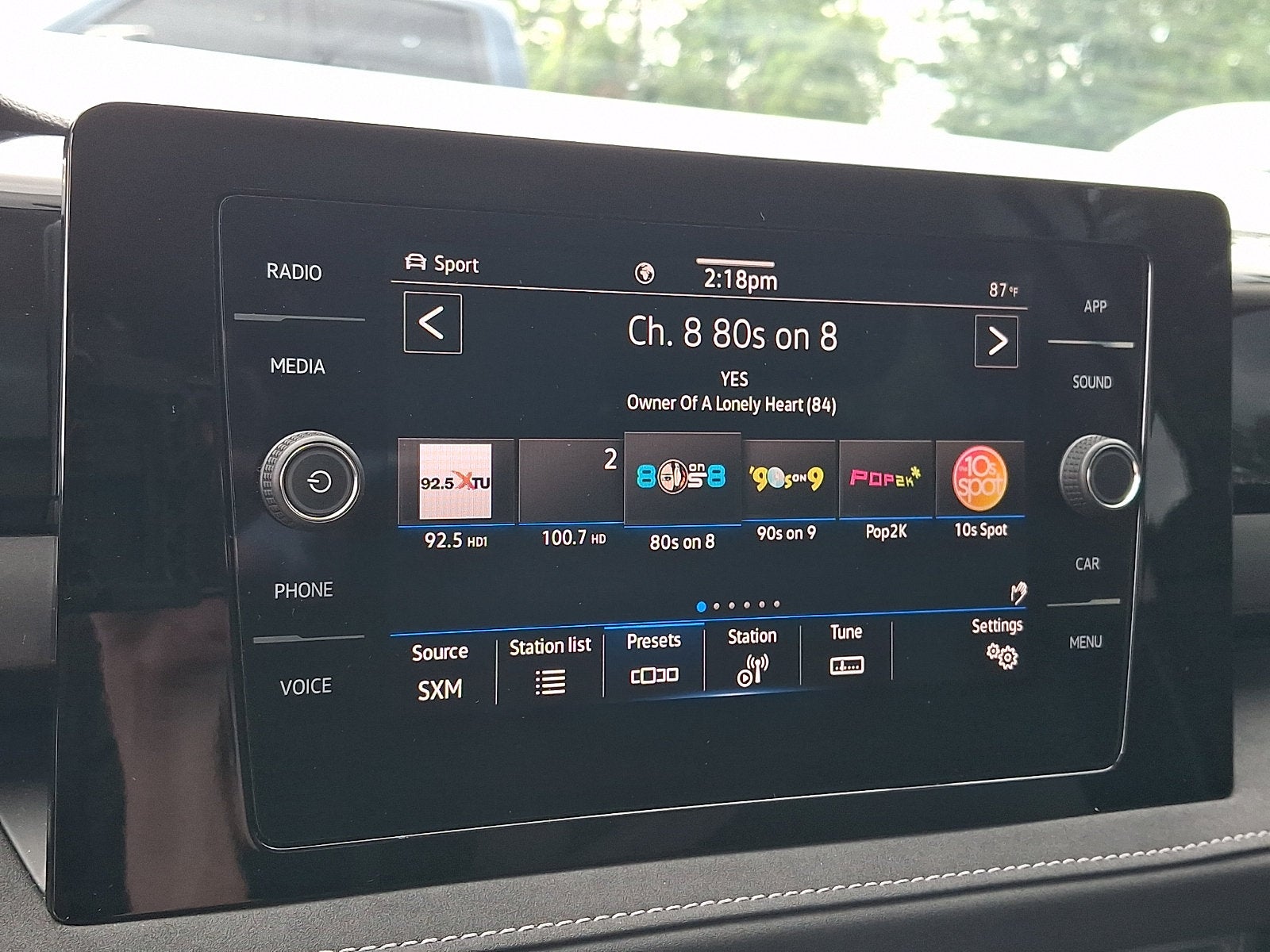 2025 Volkswagen Taos SE Black