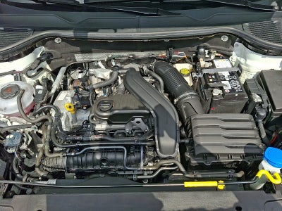 2025 Volkswagen Taos SE Black