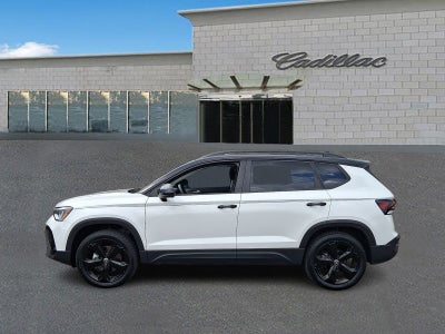 2025 Volkswagen Taos SE Black