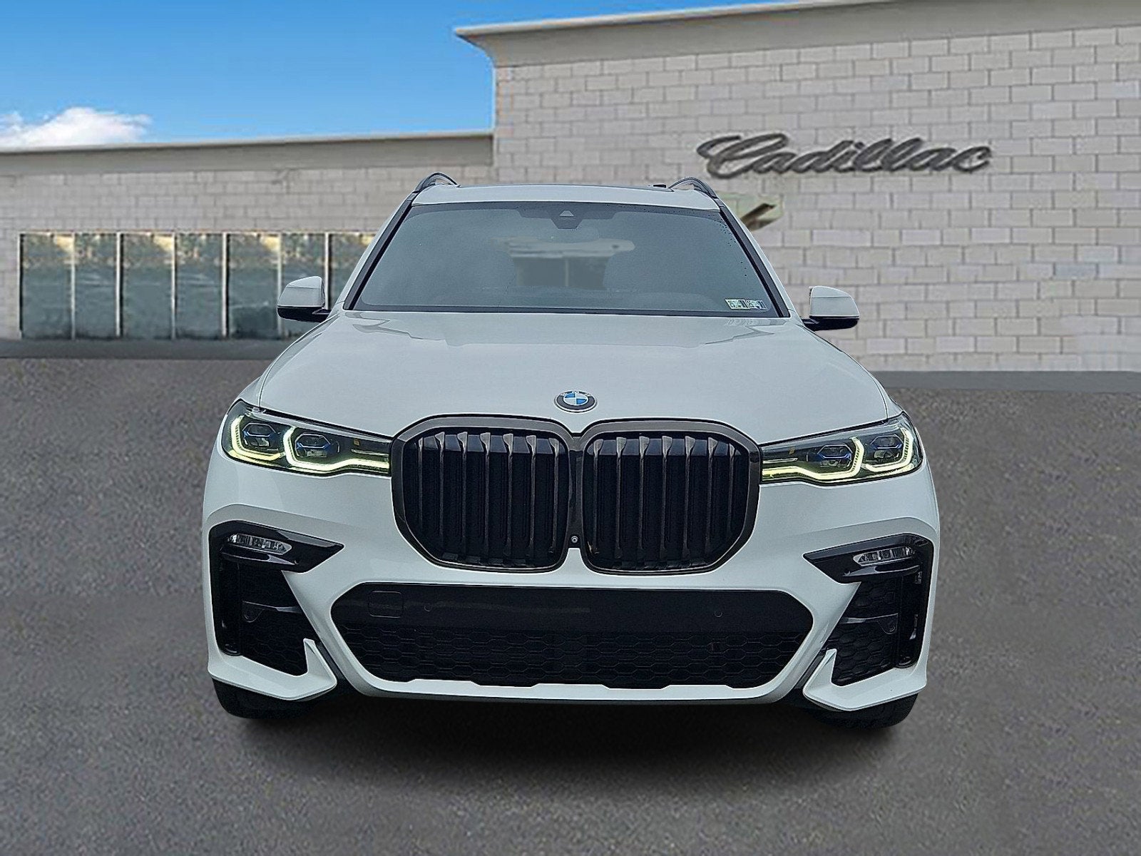 2022 BMW X7 M50i