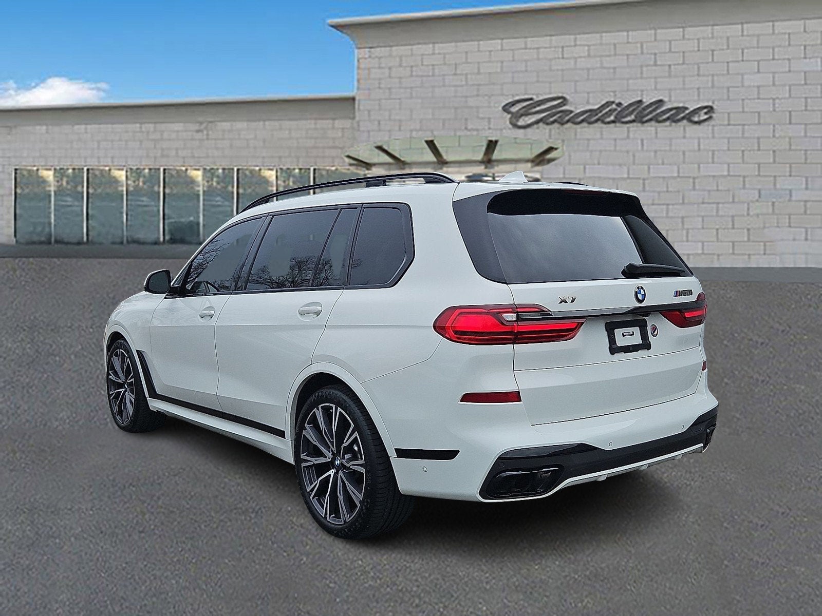 2022 BMW X7 M50i