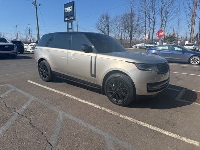 2024 Land Rover Range Rover SE