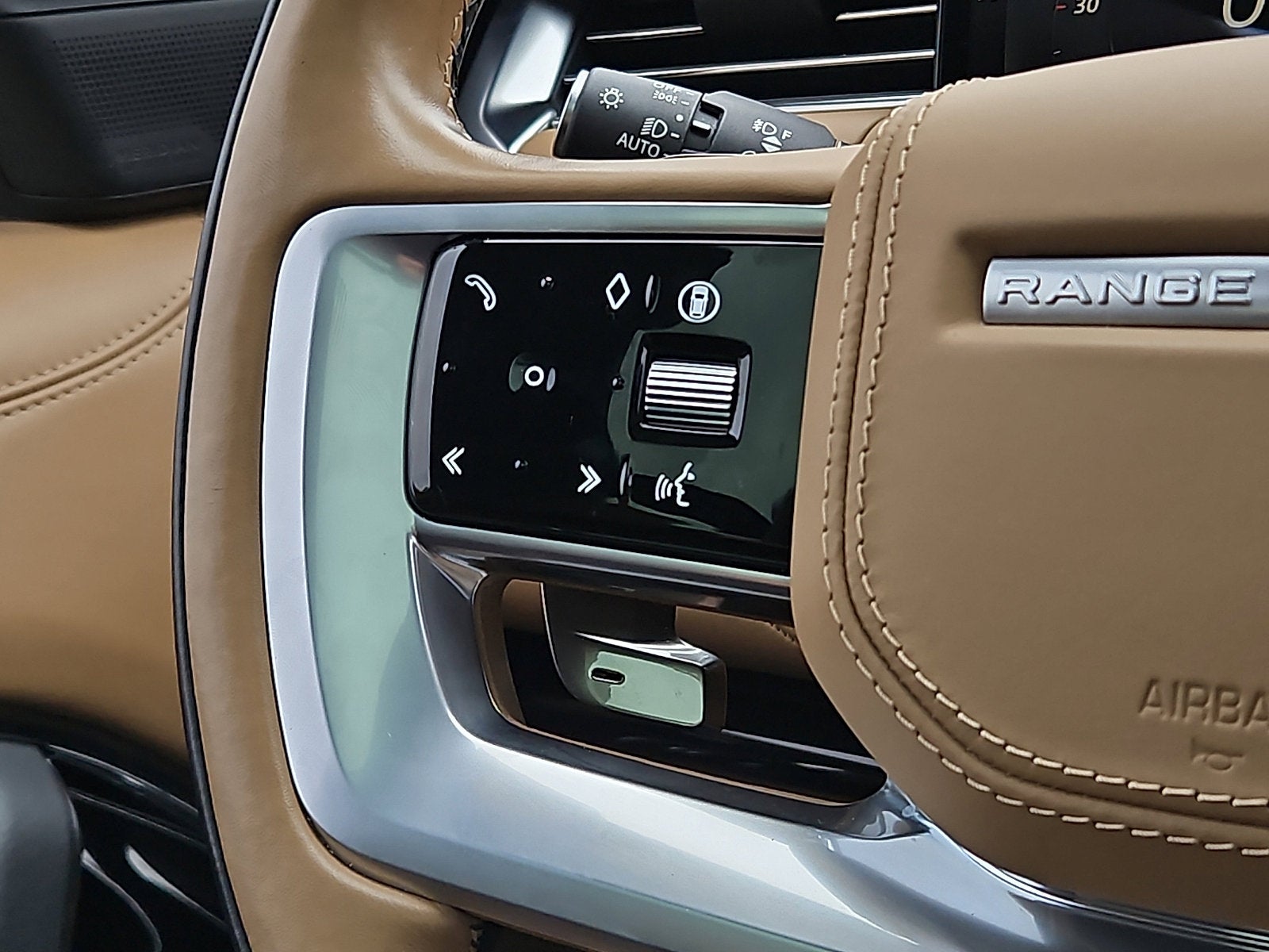 2024 Land Rover Range Rover SE