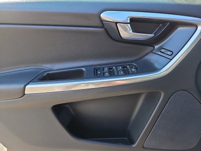 2016 Volvo XC60 T5 Premier