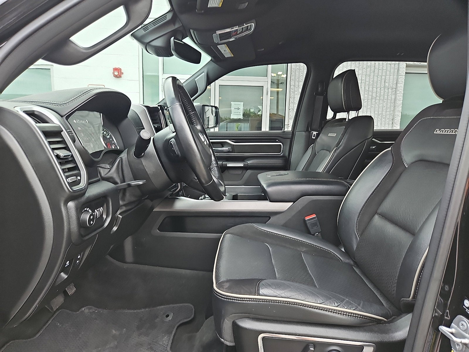 2021 RAM 1500 Laramie Crew Cab 4x4 5'7" Box