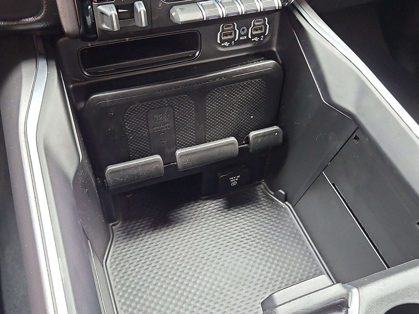 2021 RAM 1500 Laramie Crew Cab 4x4 5'7" Box