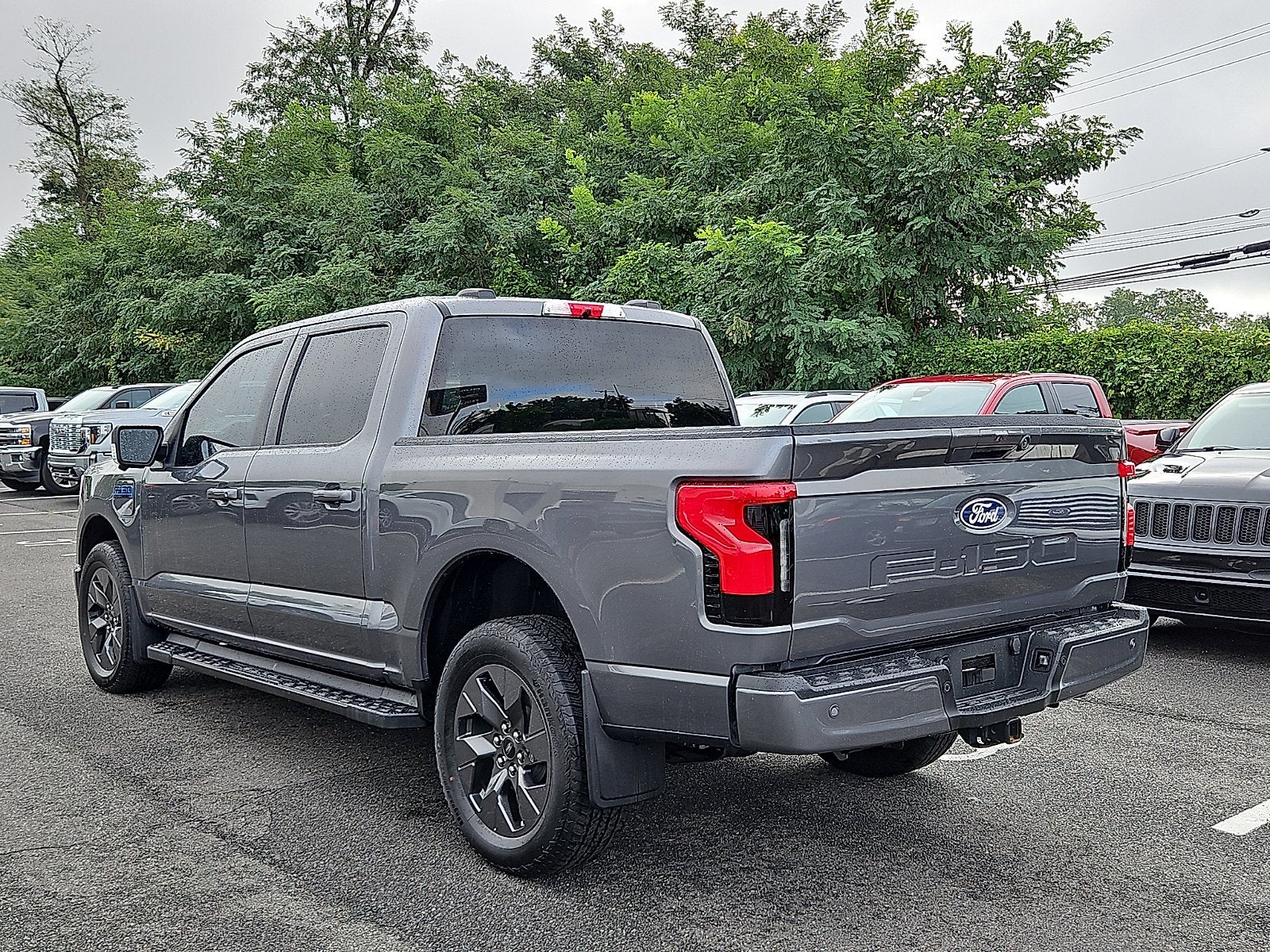 2025 Ford F-150 Lightning Flash