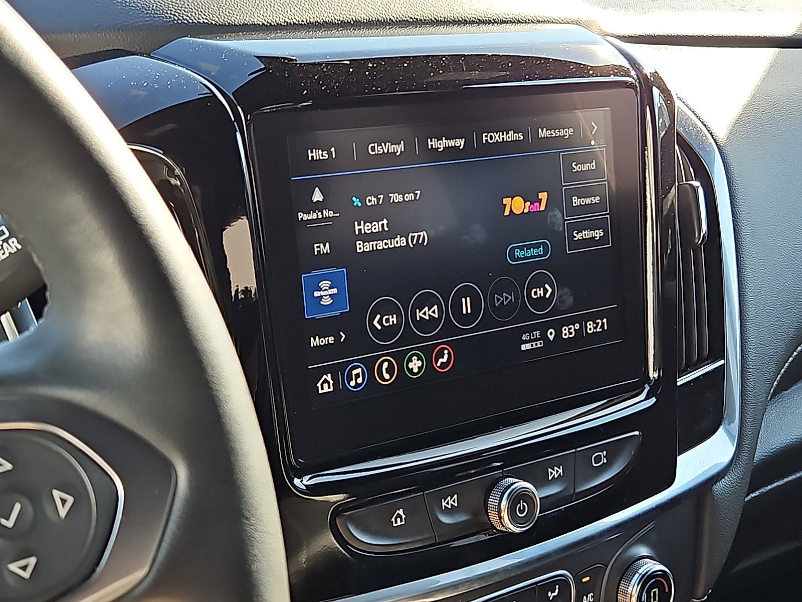 2023 Chevrolet Traverse LT Leather