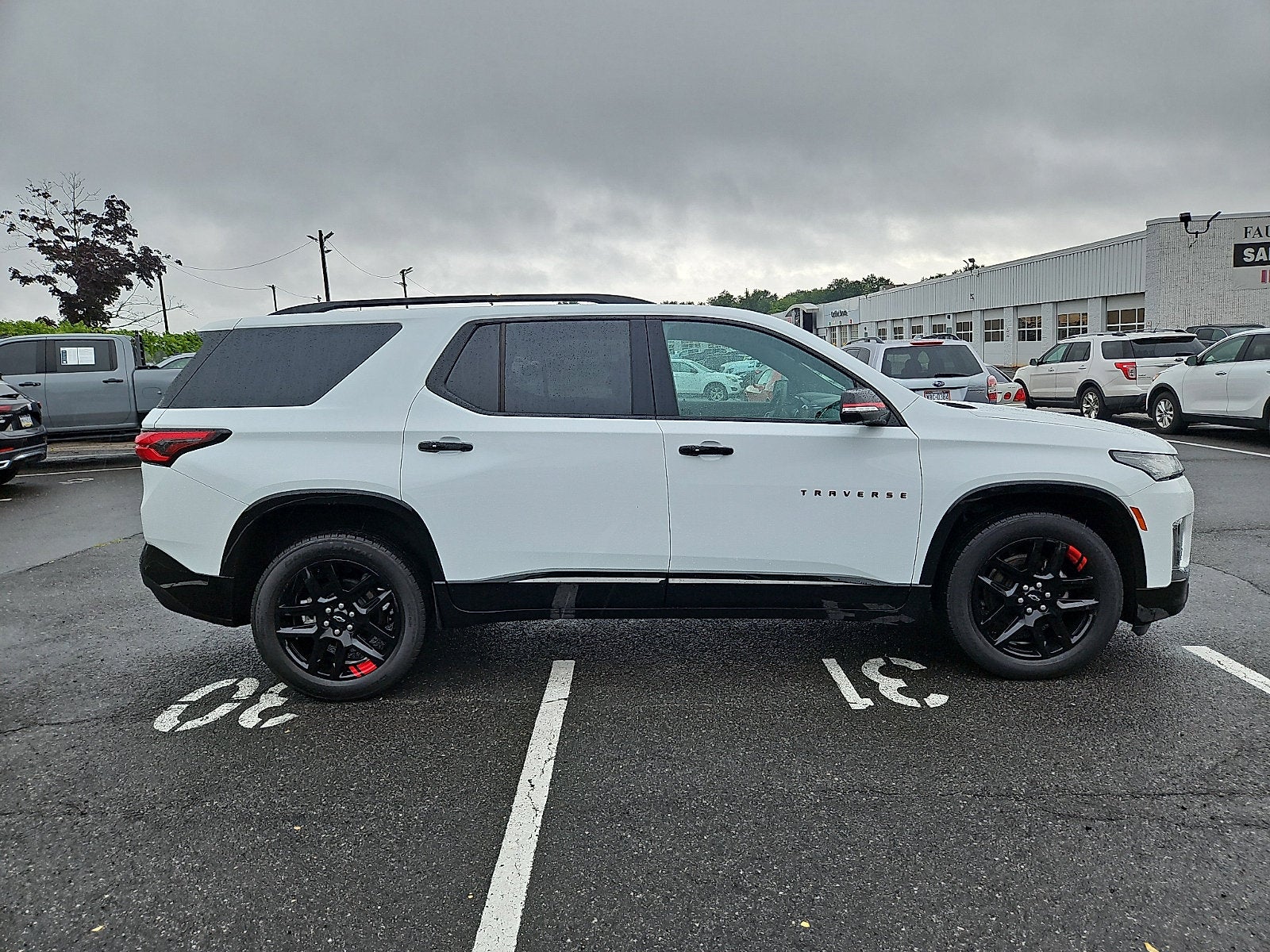 2023 Chevrolet Traverse Premier