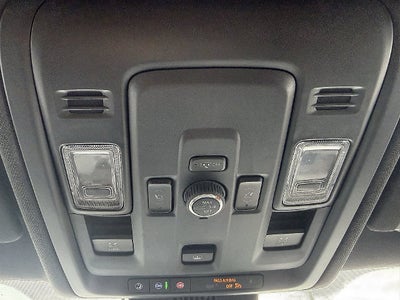 2025 Chevrolet Suburban LT