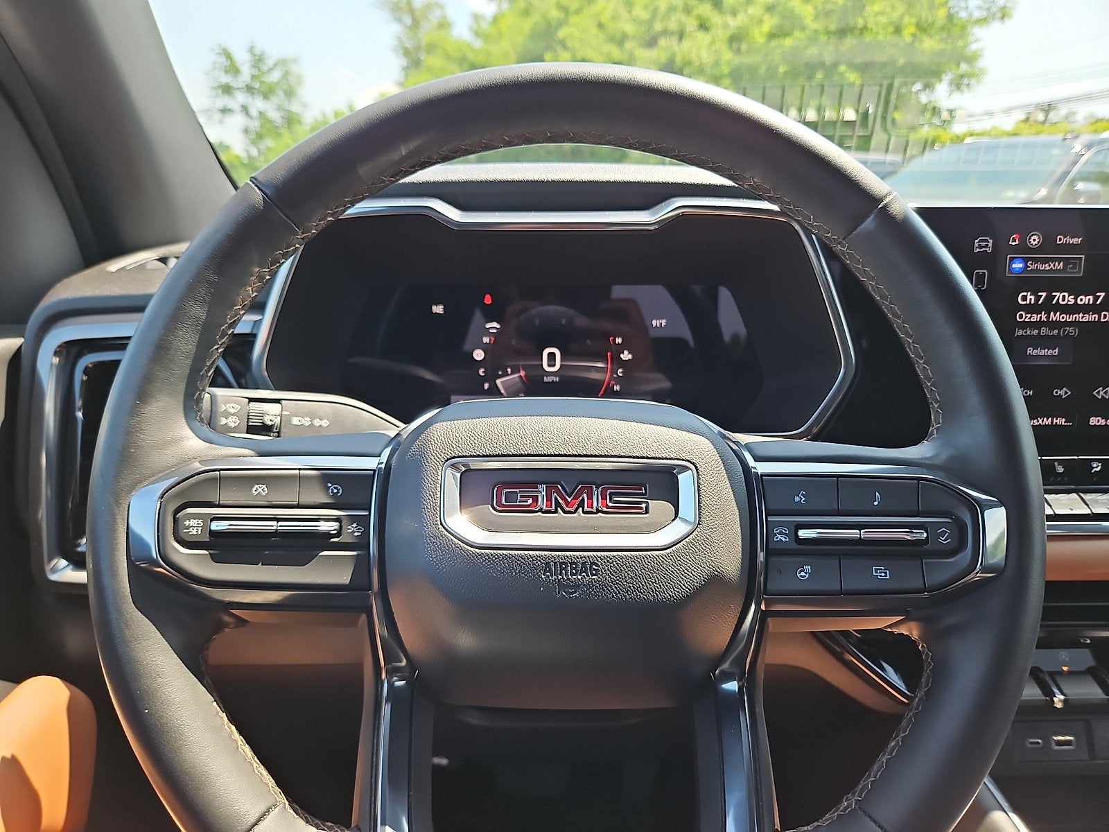 2023 GMC Canyon AT4
