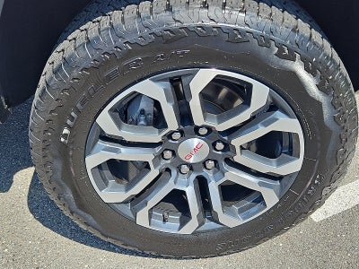 2023 GMC Canyon AT4