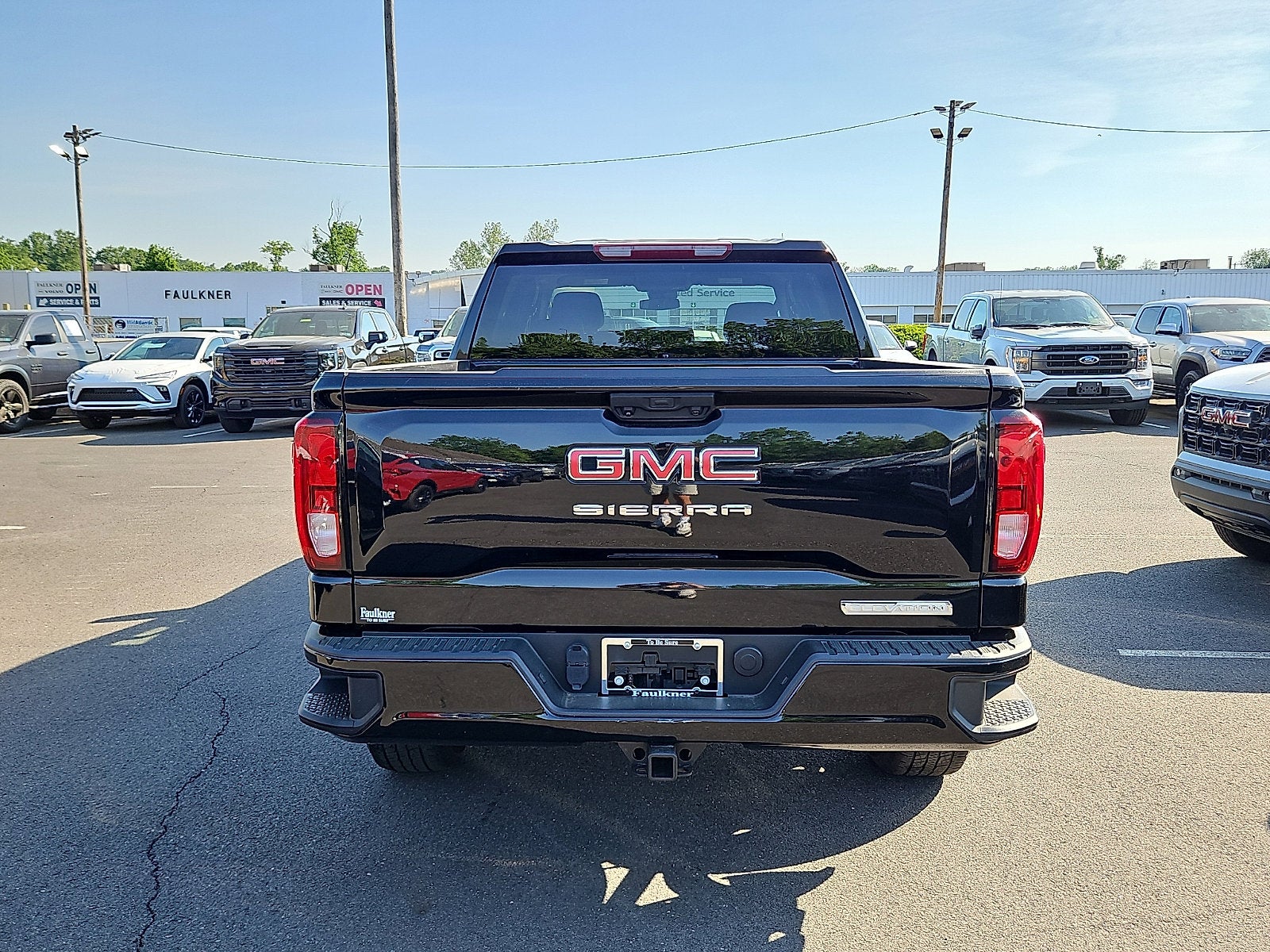 2023 GMC Sierra 1500 Elevation