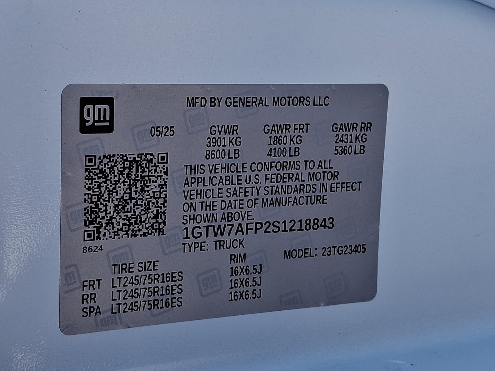 2025 GMC Savana Cargo Work Van