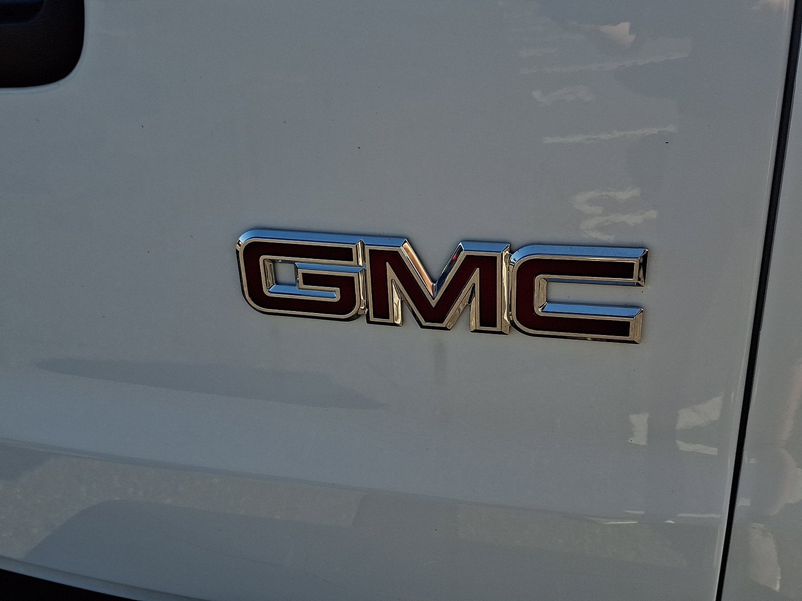 2025 GMC Savana Cargo Work Van