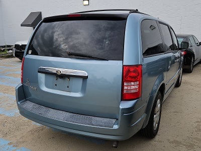2008 Chrysler Town & Country LX