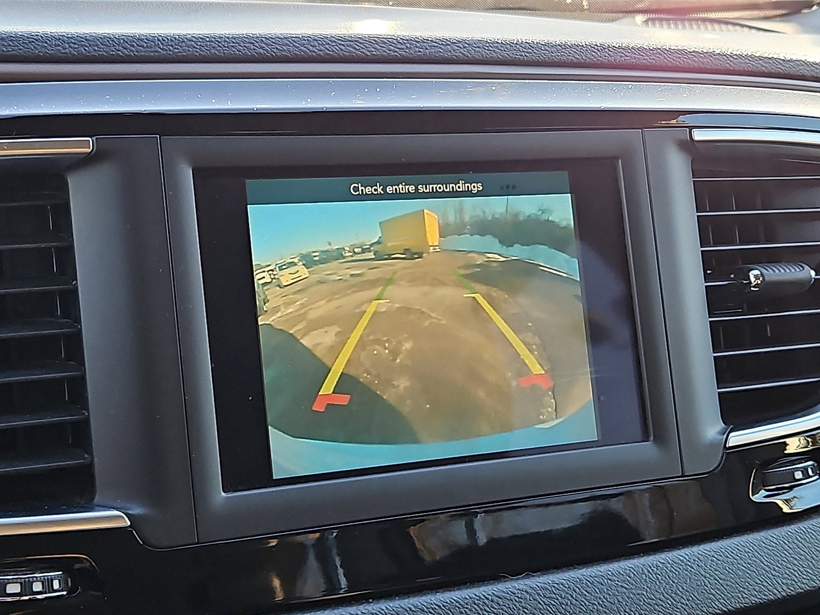 2020 Chrysler Voyager LXI