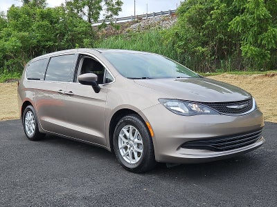 2017 Chrysler Pacifica Touring