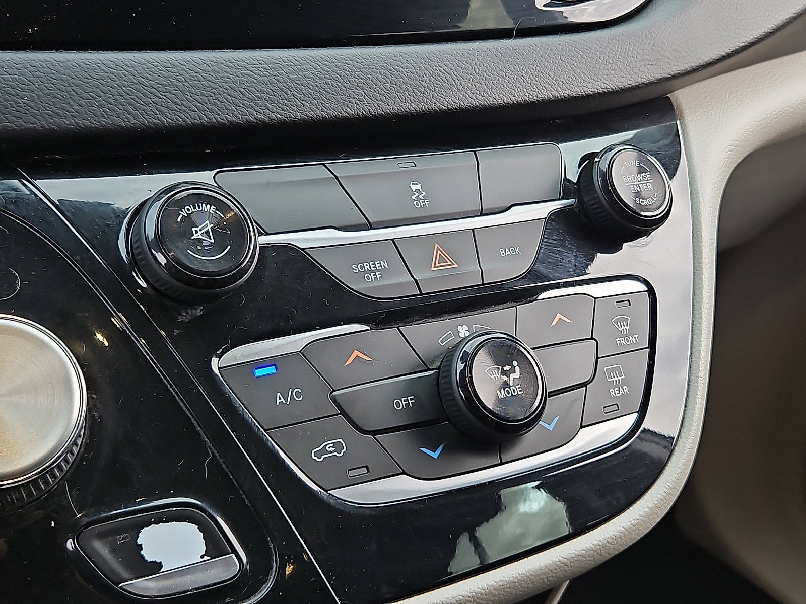 2017 Chrysler Pacifica Touring