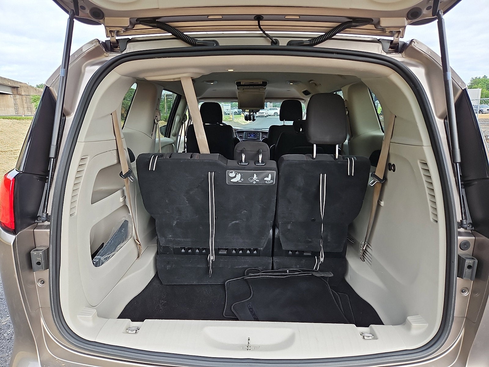 2017 Chrysler Pacifica Touring