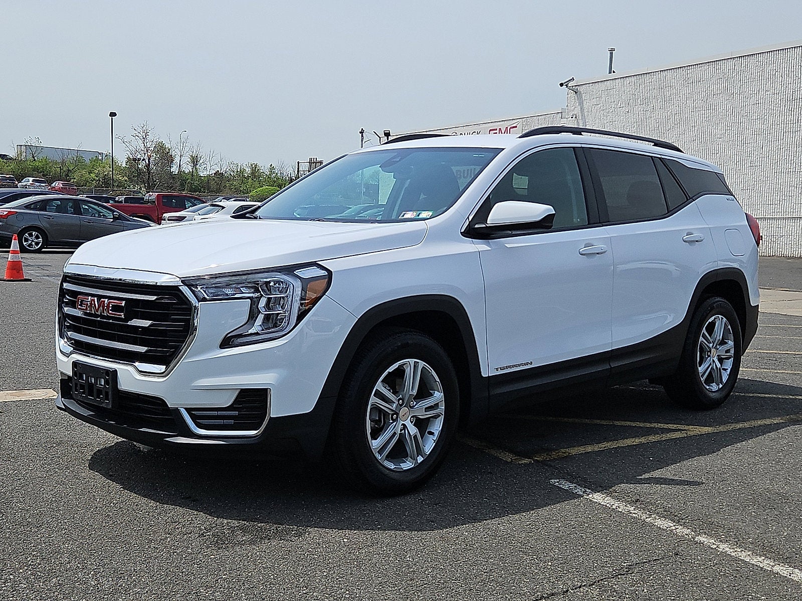 2023 GMC Terrain SLE