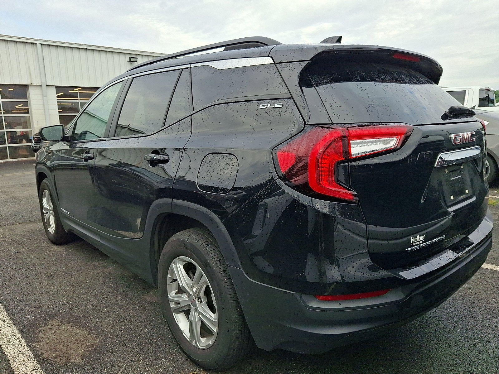 2024 GMC Terrain SLE