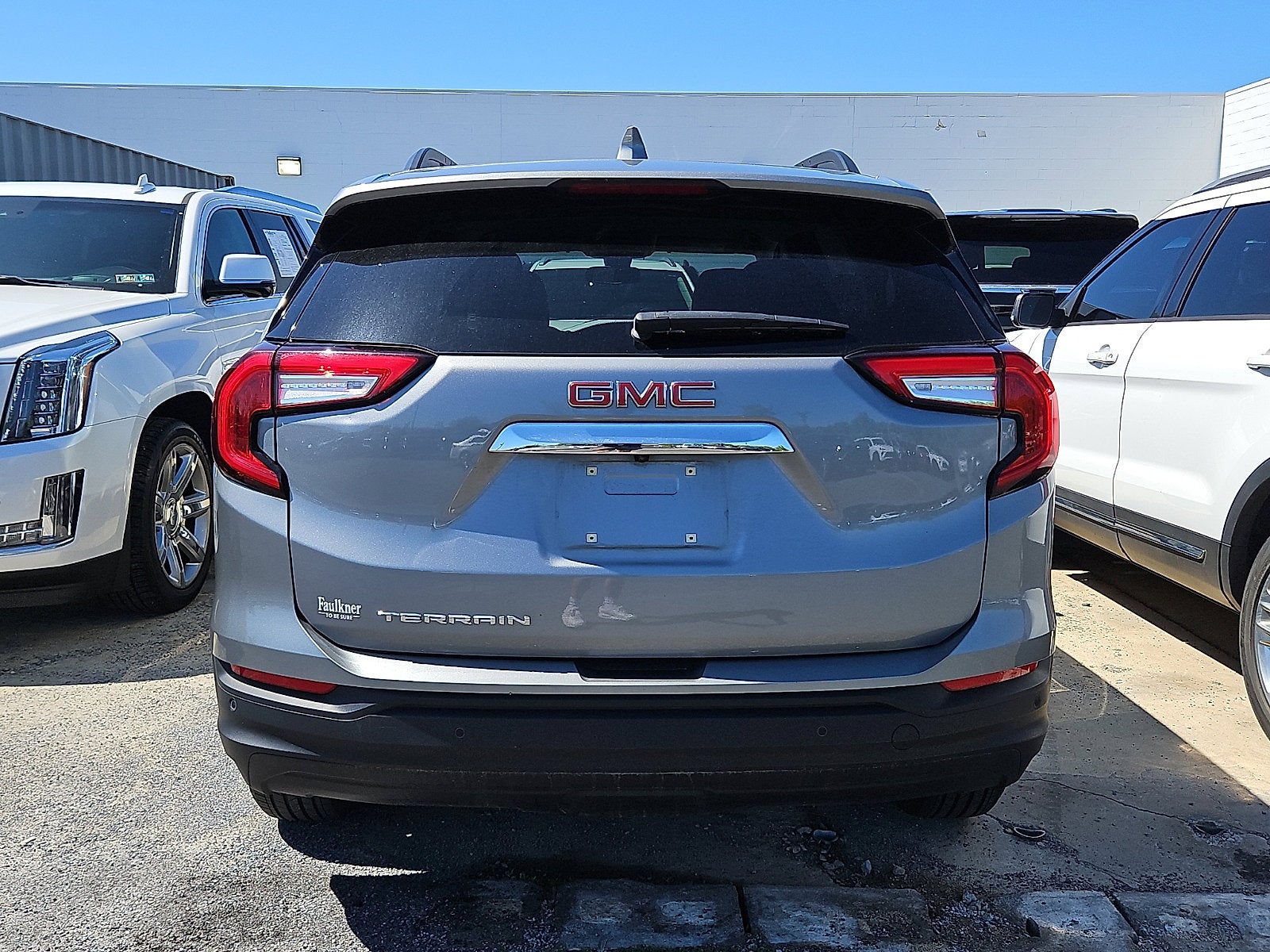 2023 GMC Terrain SLE