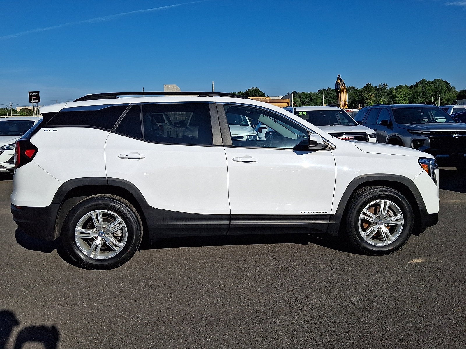 2023 GMC Terrain SLE