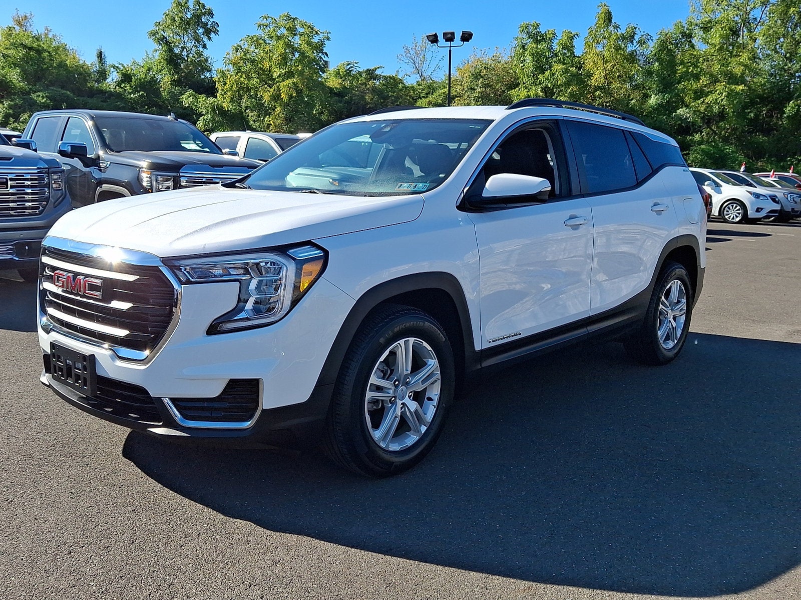 2023 GMC Terrain SLE