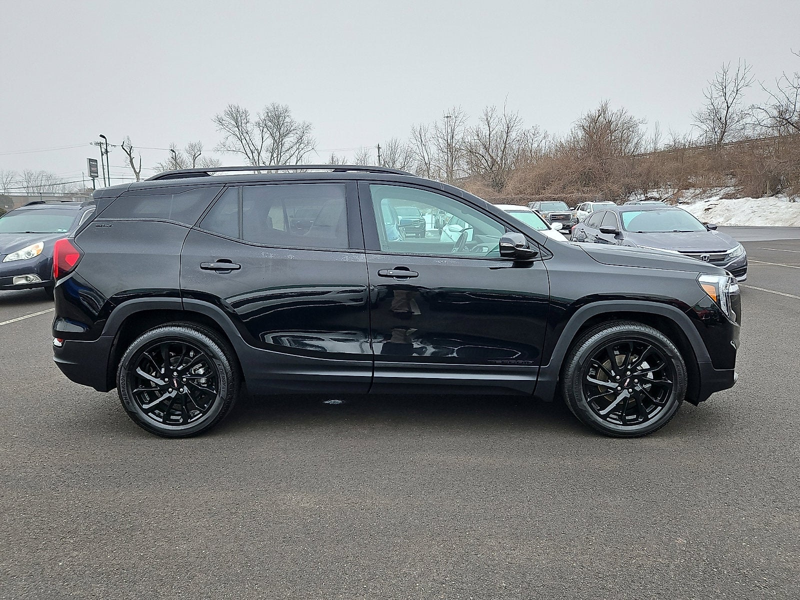 2023 GMC Terrain SLT