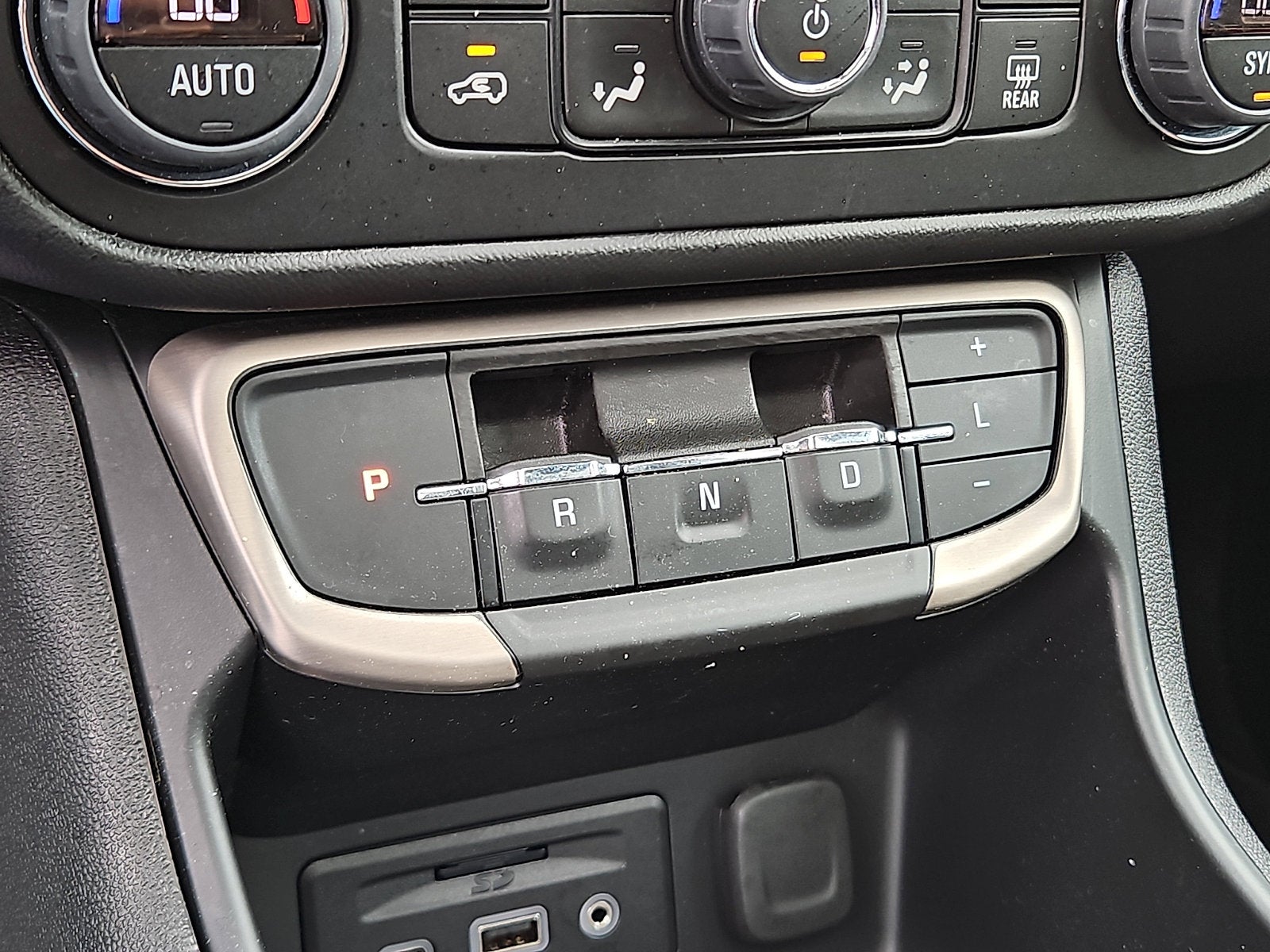 2023 GMC Terrain Denali