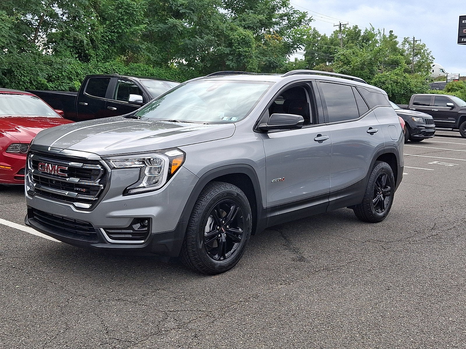 2024 GMC Terrain AT4