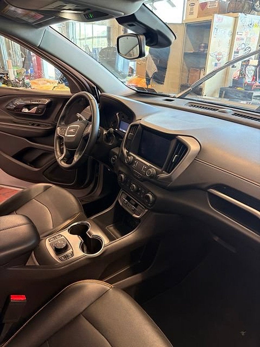 2024 GMC Terrain AT4