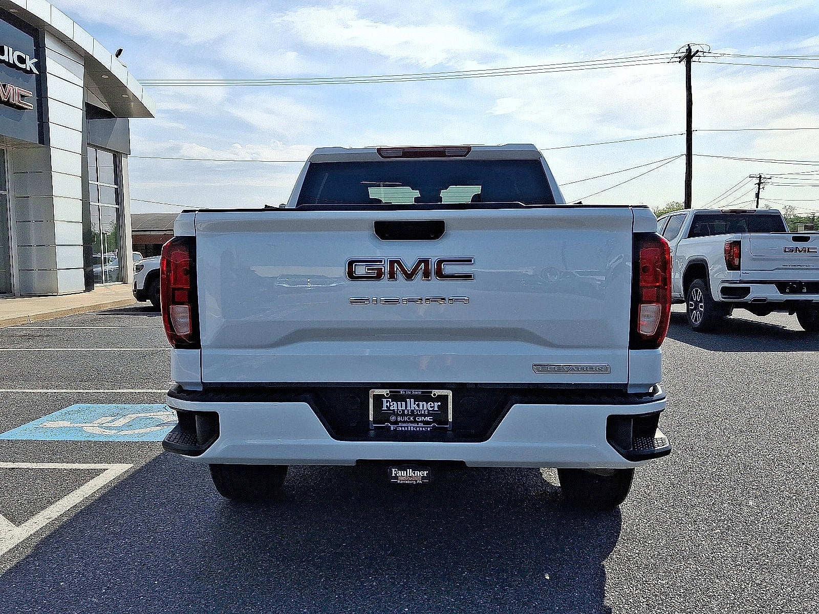 2024 GMC Sierra 1500 Elevation