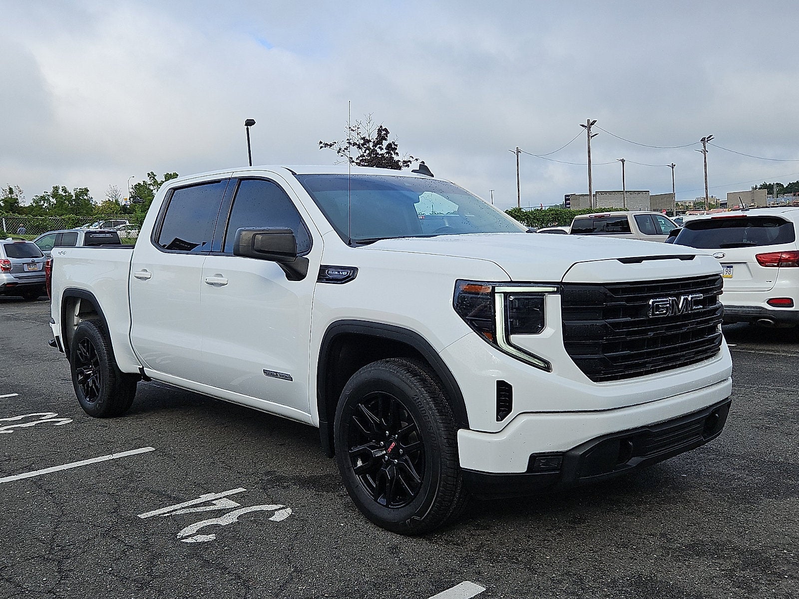 2023 GMC Sierra 1500 Elevation