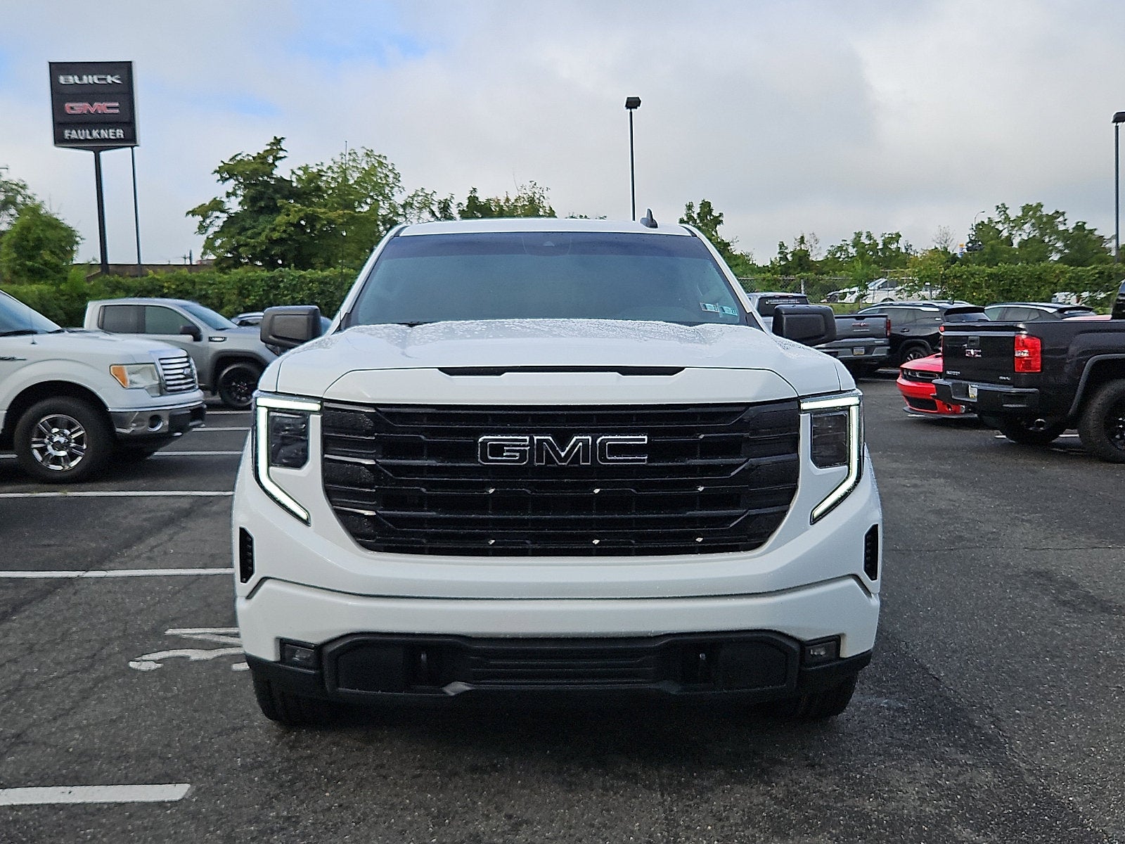 2023 GMC Sierra 1500 Elevation