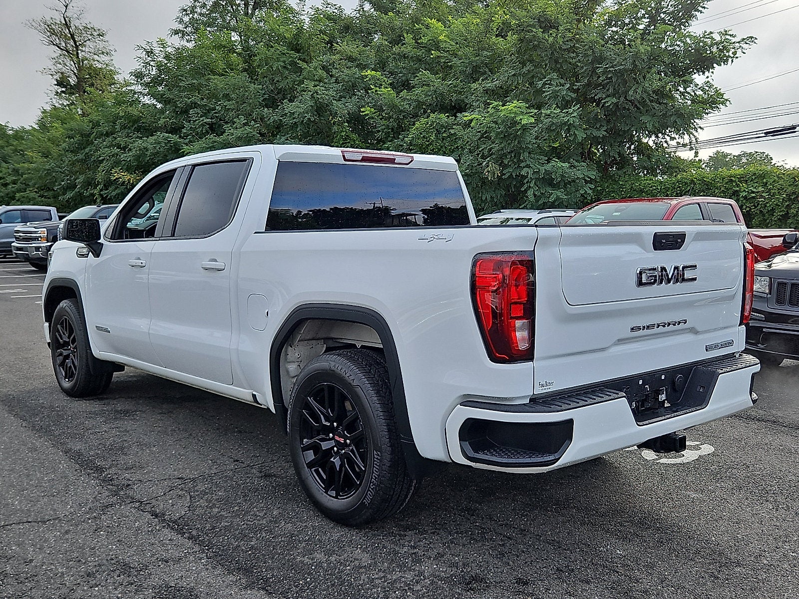 2023 GMC Sierra 1500 Elevation