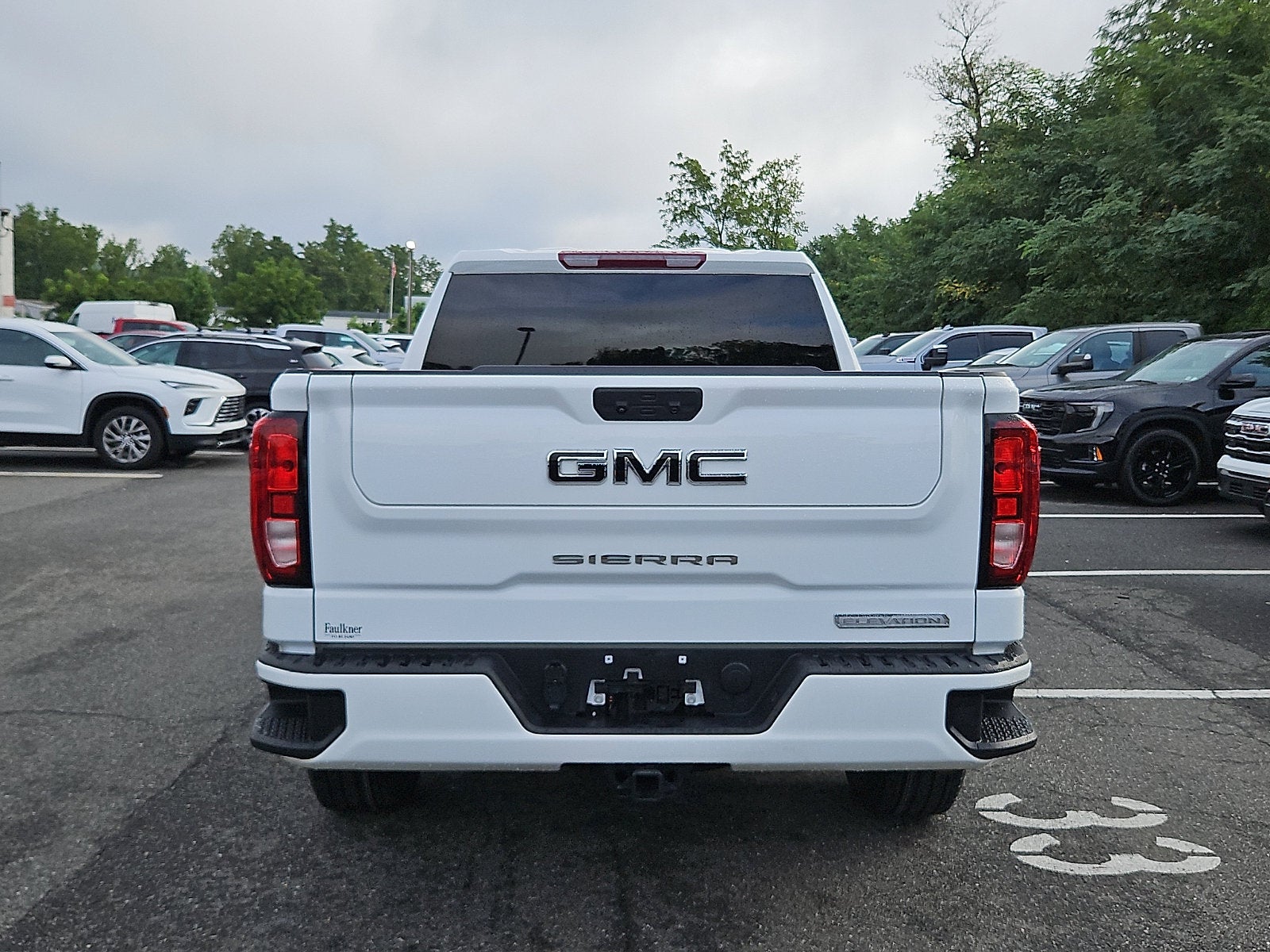 2023 GMC Sierra 1500 Elevation