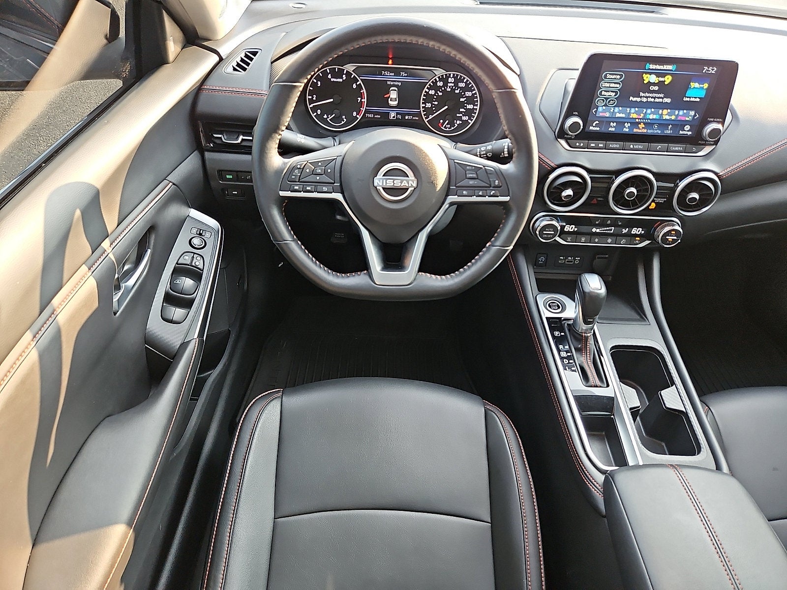 2024 Nissan Sentra SR Xtronic CVT