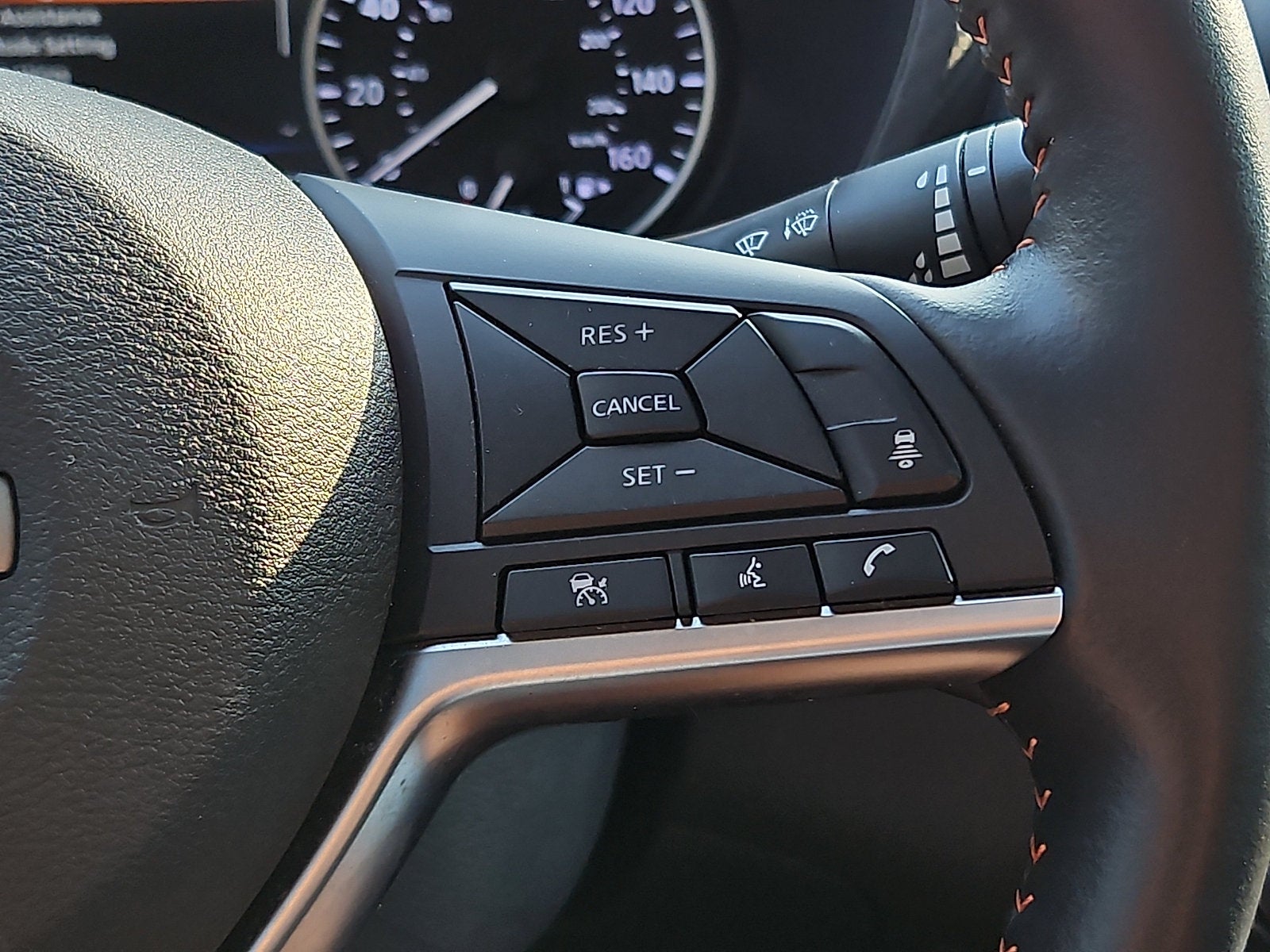2024 Nissan Sentra SR Xtronic CVT