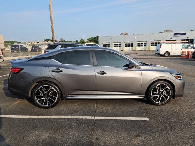 2024 Nissan Sentra SR Xtronic CVT