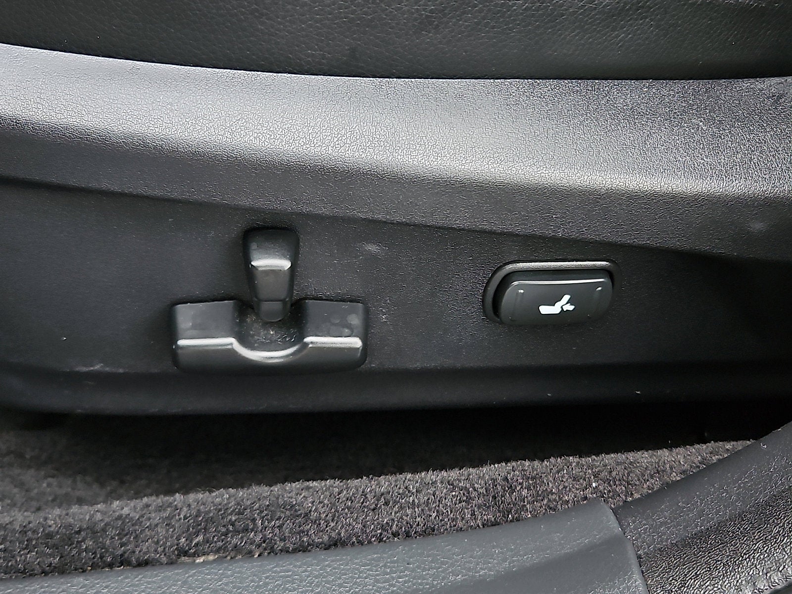 2011 Subaru Outback 2.5i Limited Pwr Moon