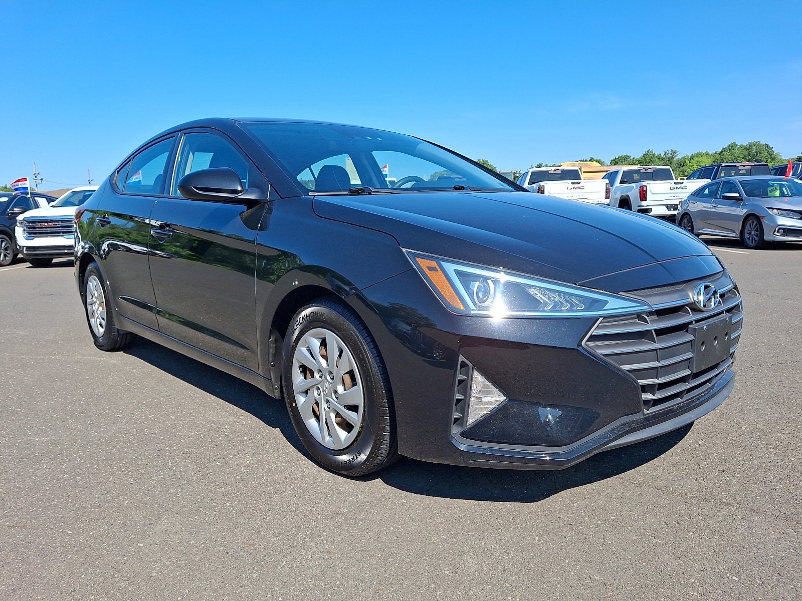 2020 Hyundai ELANTRA SE